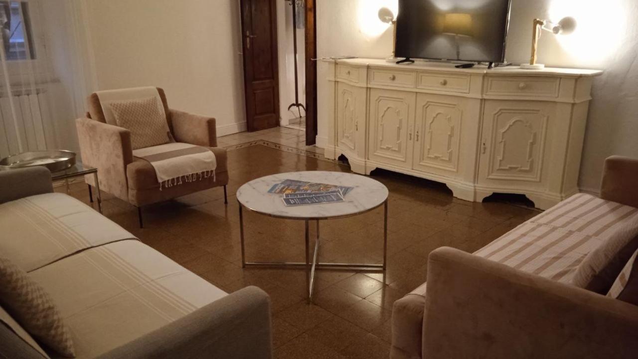Grandmas 5 Terre Holiday home *